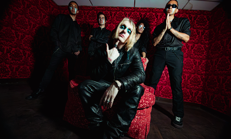 Love Ghost
